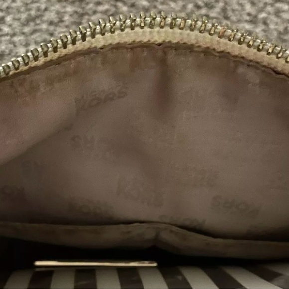 GENTLY USED MICHAEL KORS SIGNATURE GRAYSON SATCHEL HANDBAG - Picture 7 of 8